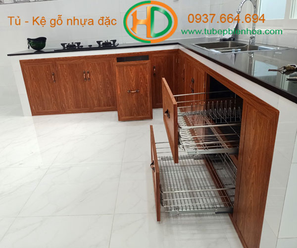 Chuyên sản xuất và lắp đặt hoàn thiện tủ bếp nhôm kính tại Biên Hòa