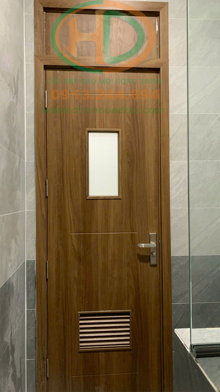 Cửa nhựa composite phào chỉ Long Thành