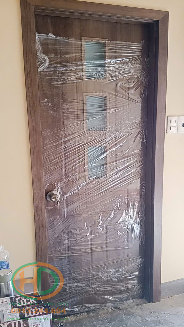 Giá cửa nhựa composite tại Dong Nai